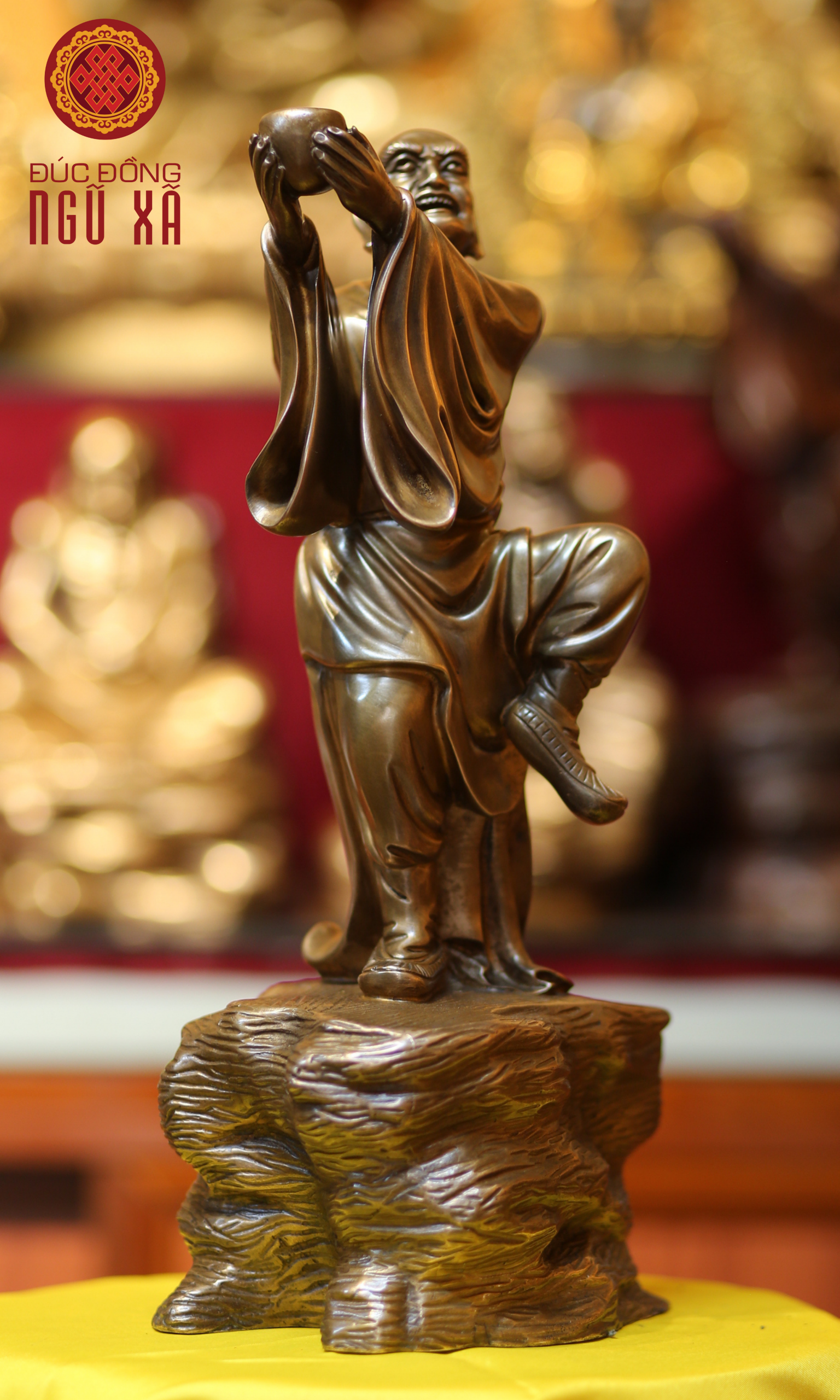 LA HÁN CỬ BÁT